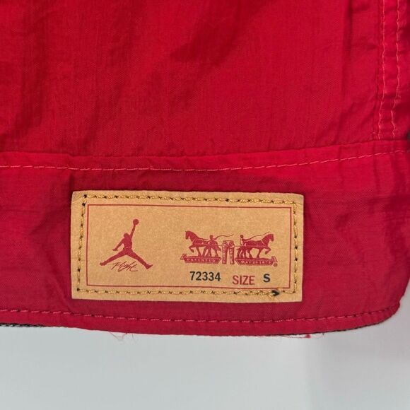 Jordan x Levi's Reversible Denim Trucker Jacket S - Picture 7 of 8